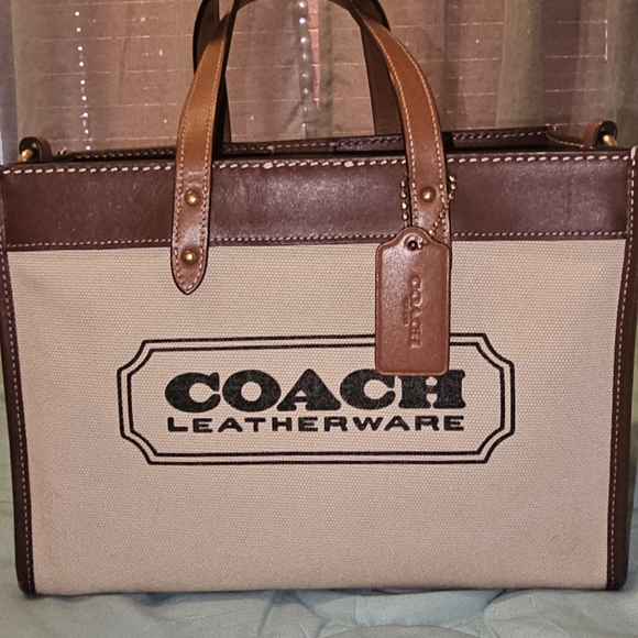 SOLD.........Coach Field tote 30 - Picture 2 of 13